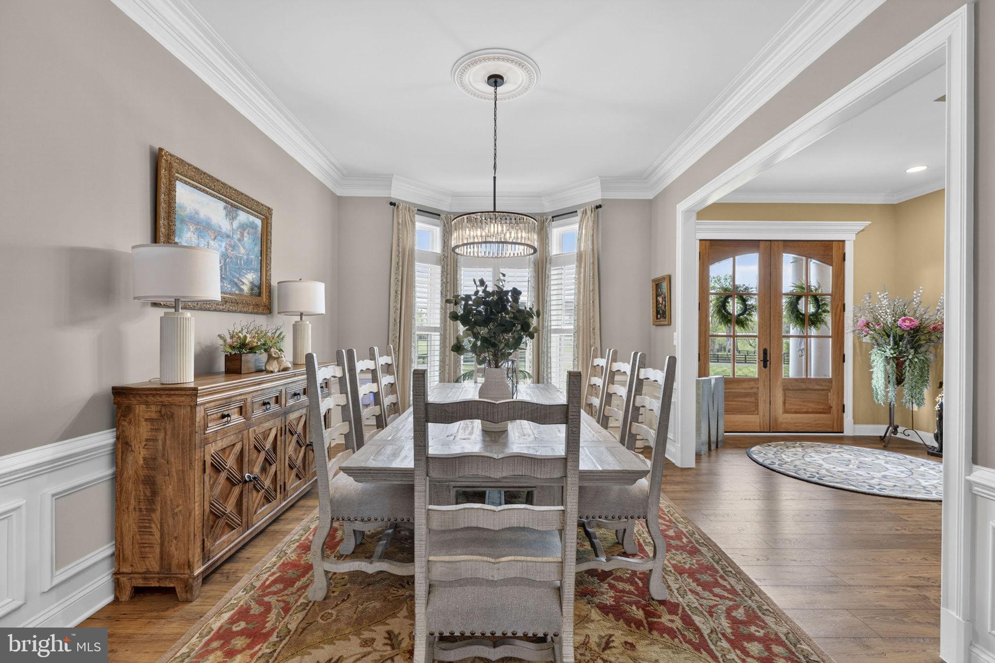 LOVETTSVILLE - Residential