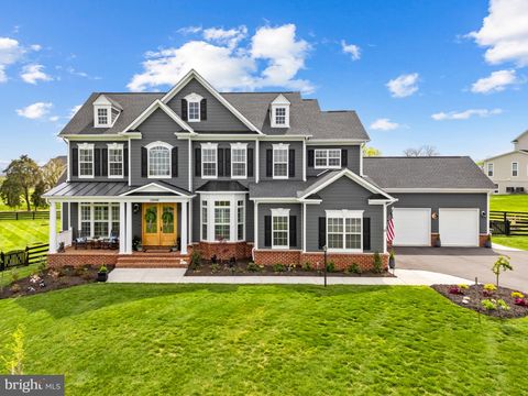 Photo of 12446 Barrel Oak Lane, LOVETTSVILLE, VA 20180 (MLS # VALO2119060)