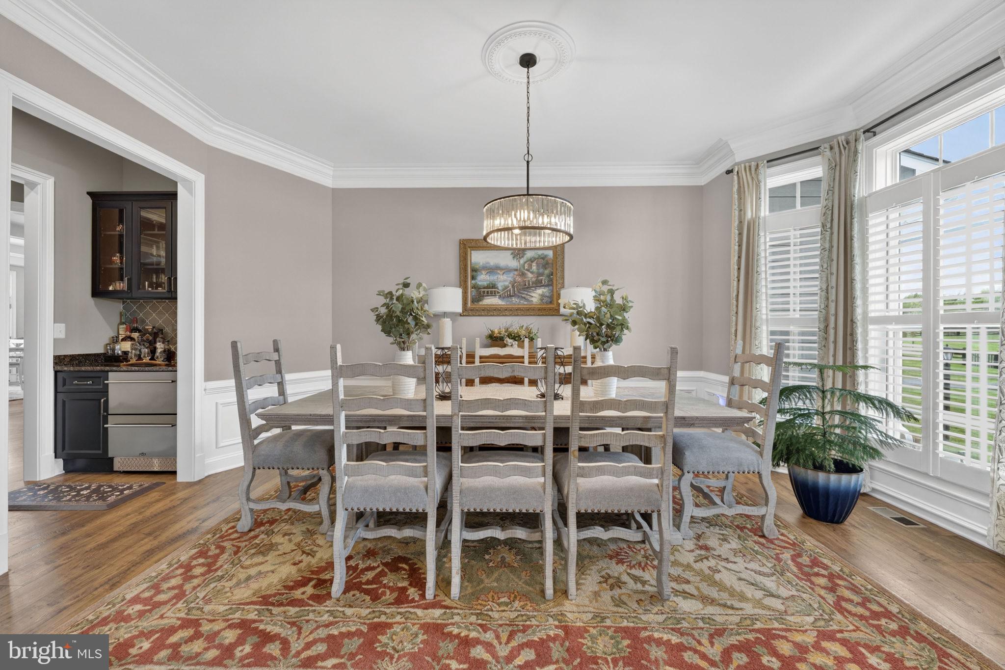 LOVETTSVILLE - Residential