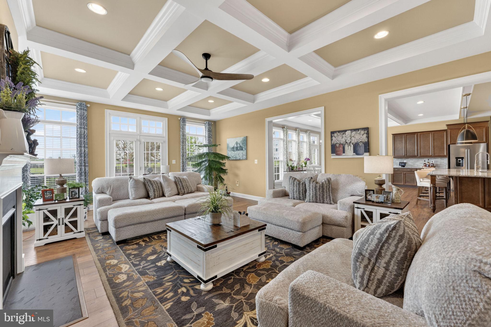 LOVETTSVILLE - Residential