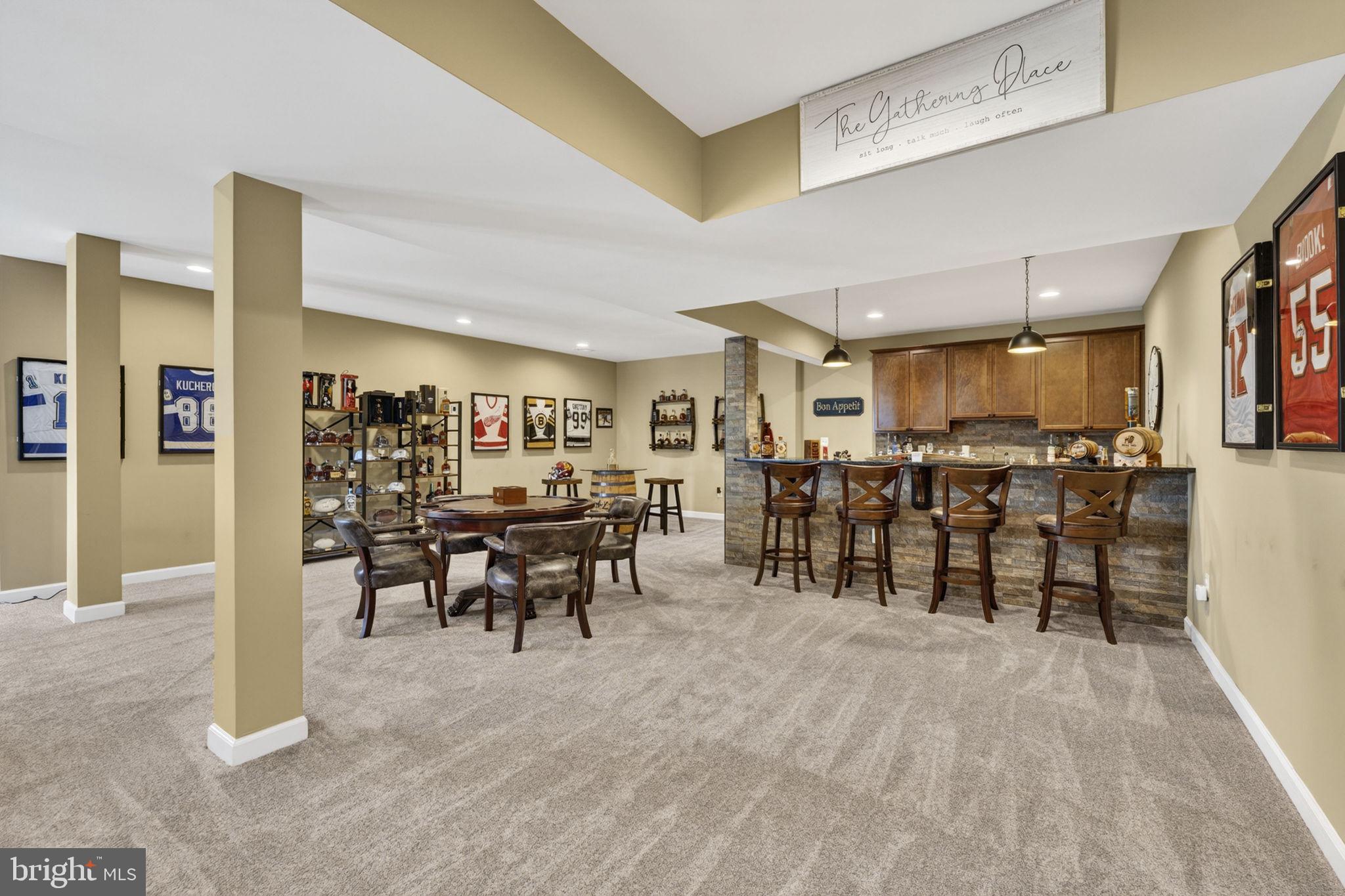 LOVETTSVILLE - Residential