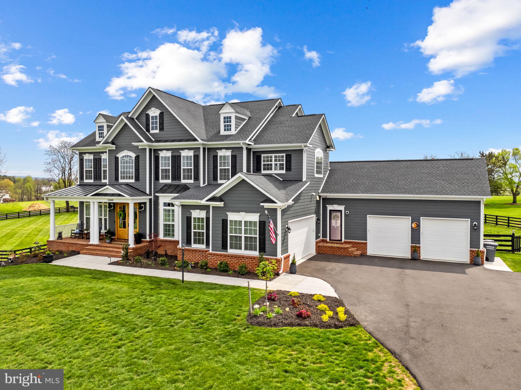 LOVETTSVILLE - Residential