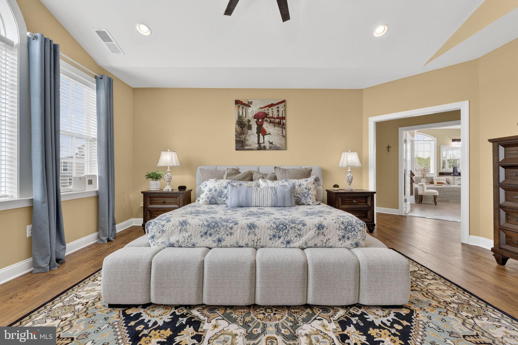 LOVETTSVILLE - Residential