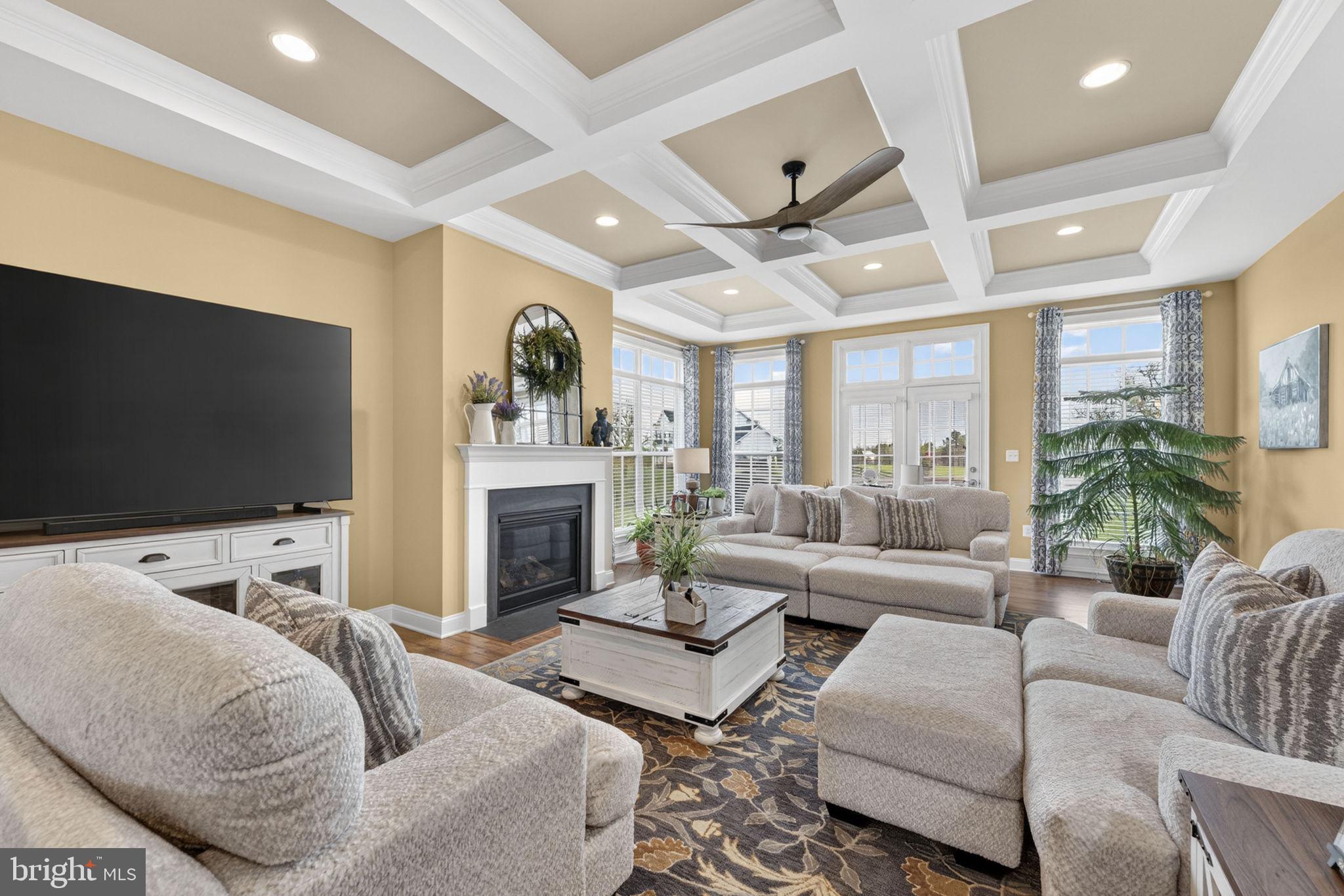 LOVETTSVILLE - Residential