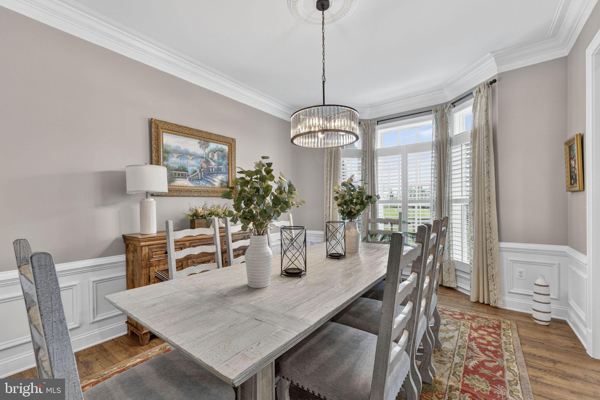 LOVETTSVILLE - Residential