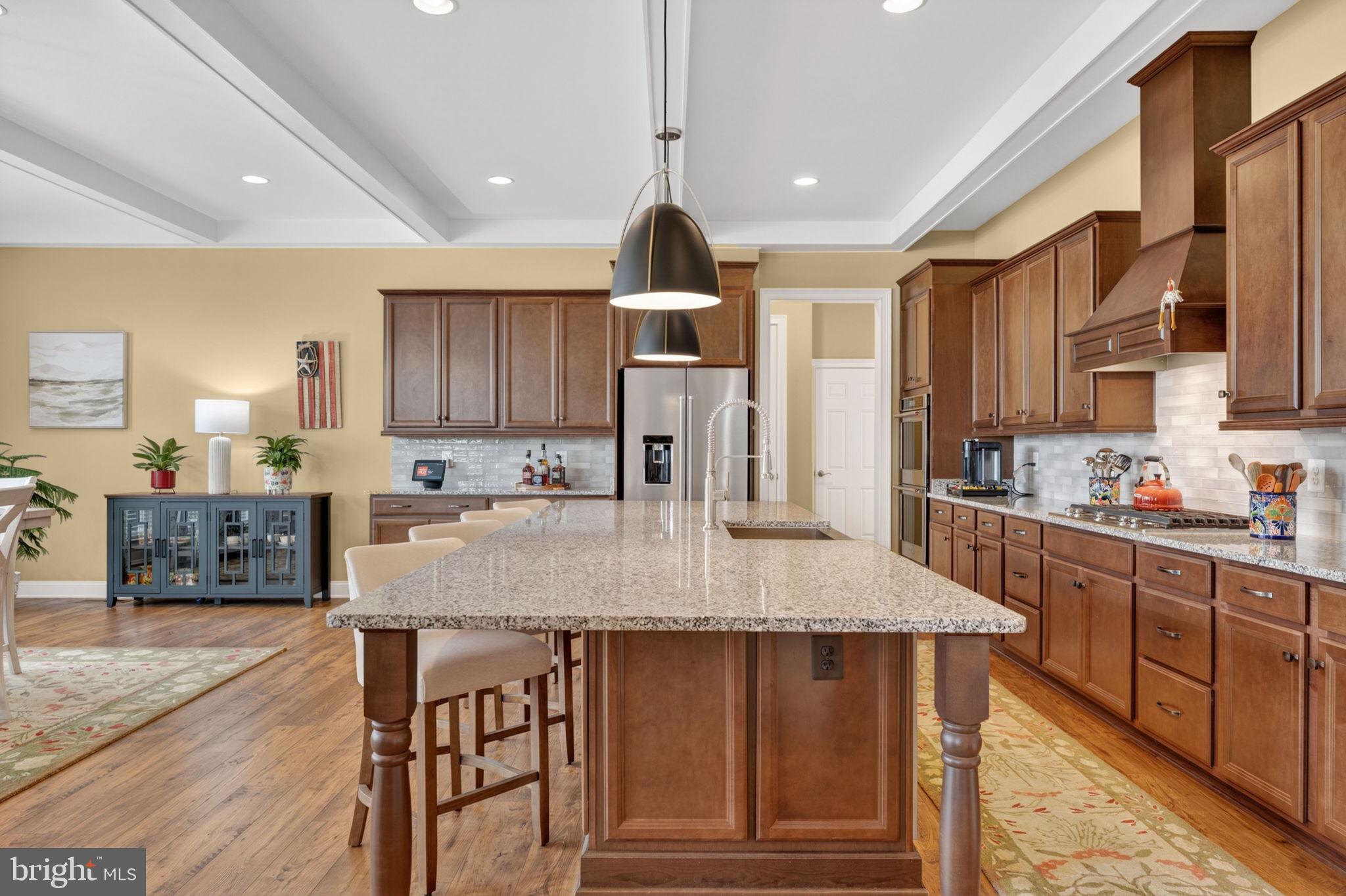 LOVETTSVILLE - Residential