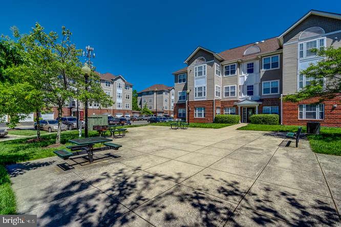 WINDSOR CROSSING - Residential