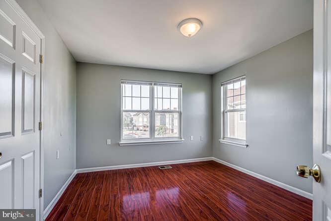 WINDSOR CROSSING - Residential