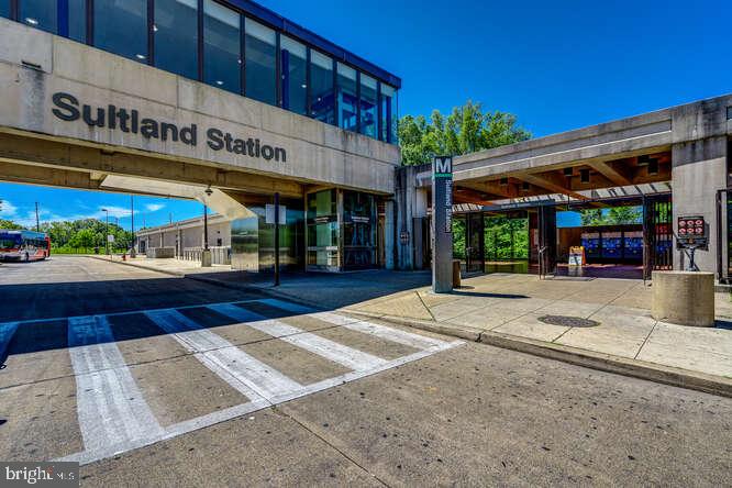 WINDSOR CROSSING - Residential