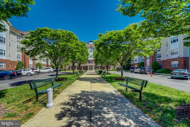 WINDSOR CROSSING - Residential