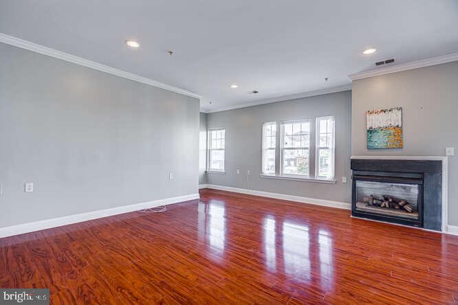 WINDSOR CROSSING - Residential