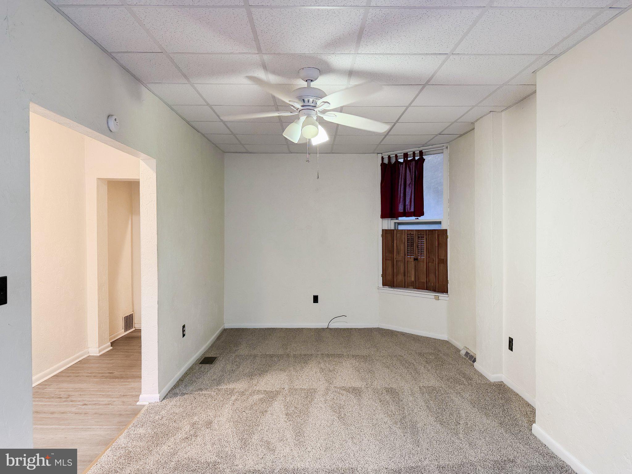 104 S PERSHING AVENUE