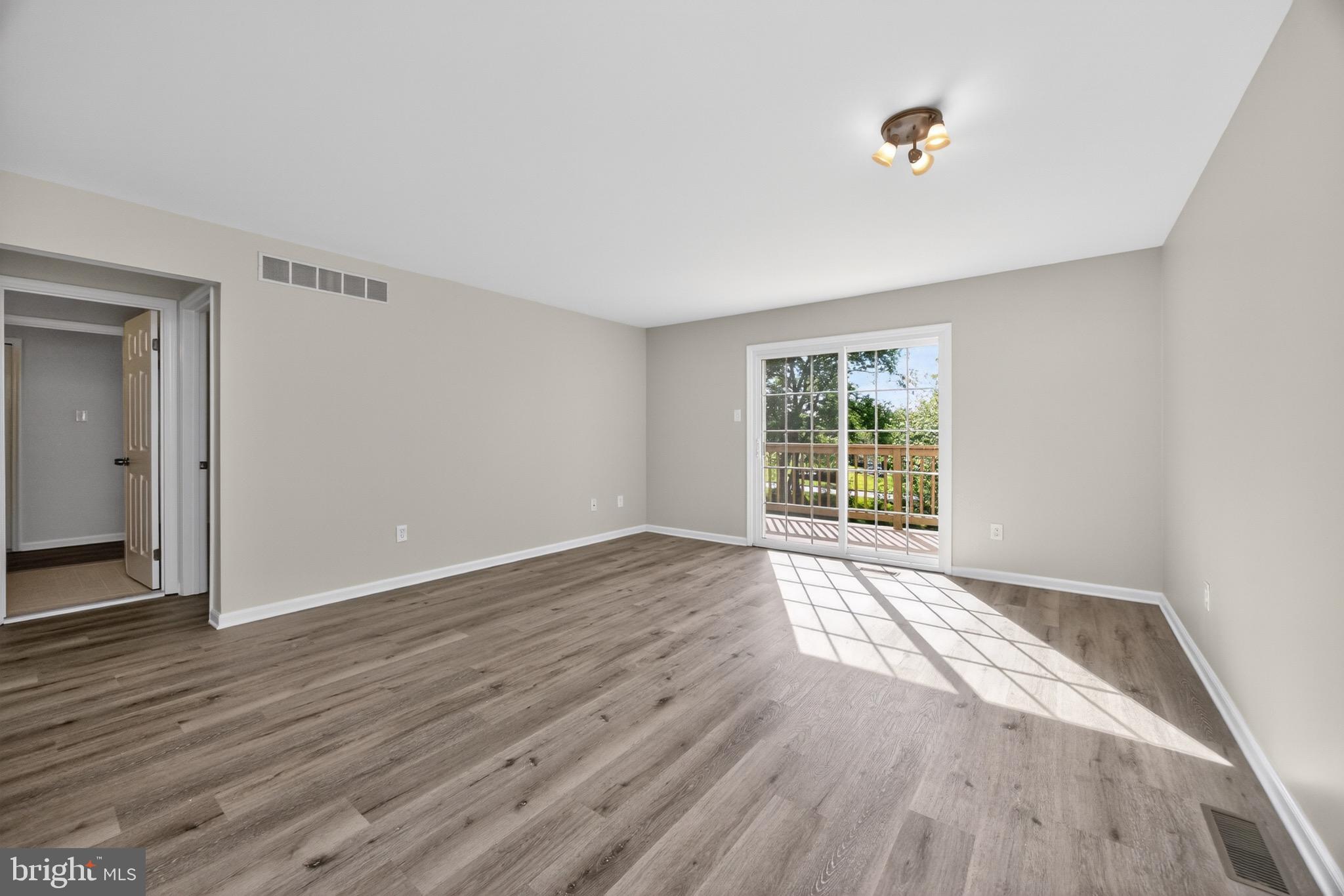 WORINGTON COMMONS - Residential
