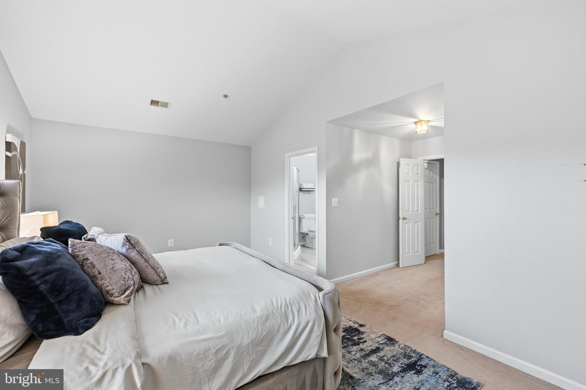 WILLOW BROOK - Residential