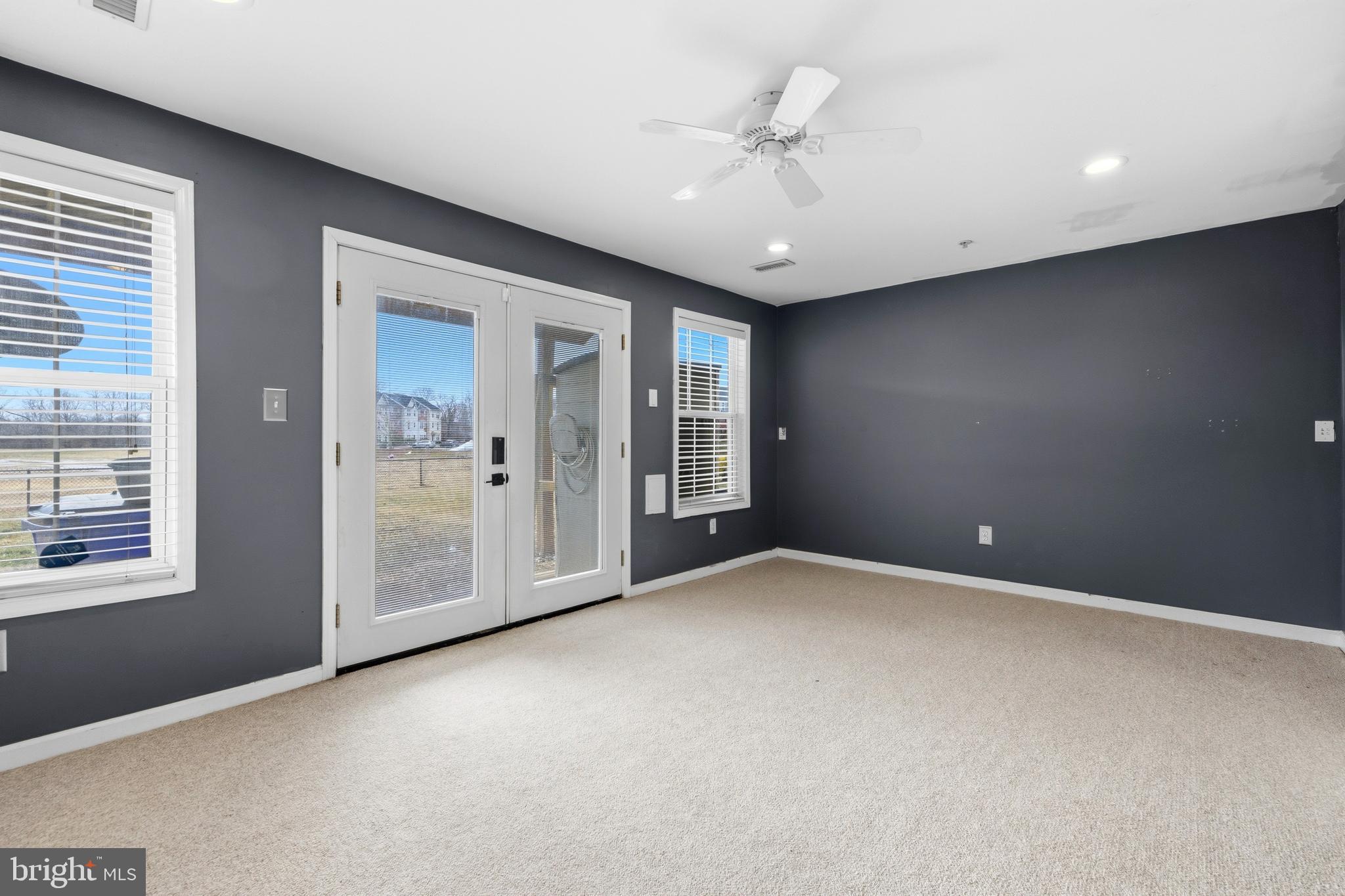 WILLOW BROOK - Residential