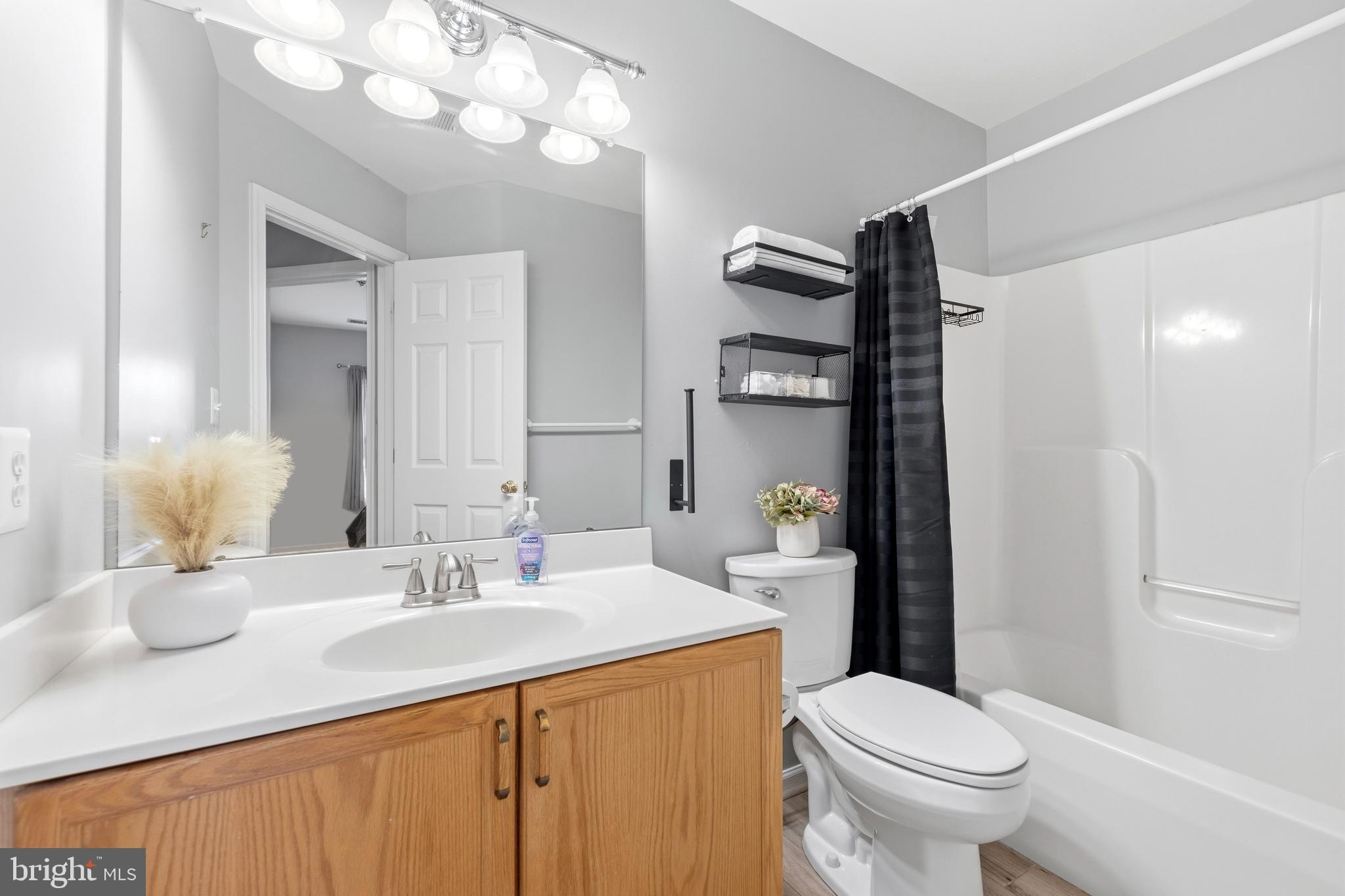 WILLOW BROOK - Residential