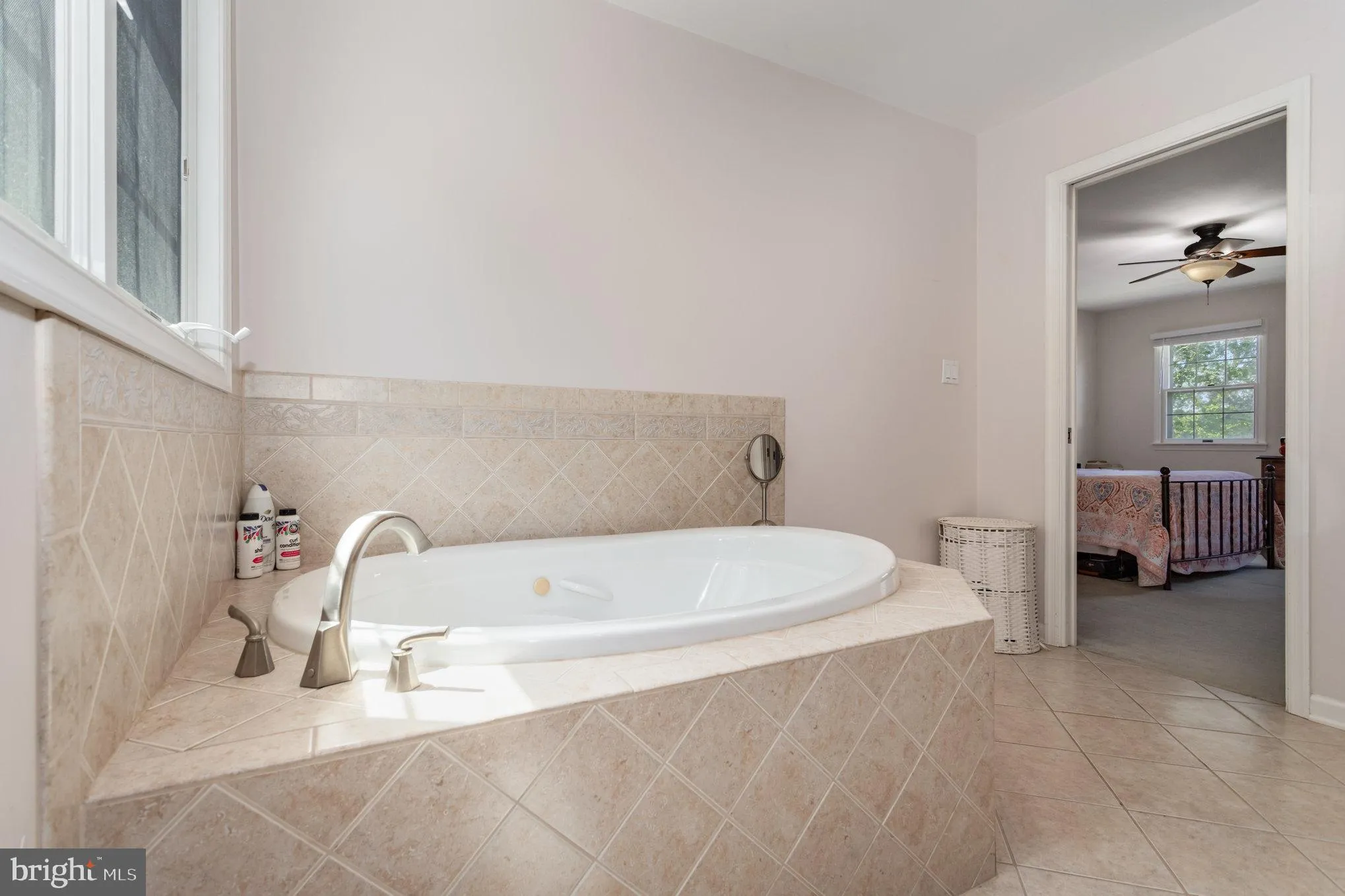 Harrisburg, Pennsylvania 17110, United States, 4 Bedrooms Bedrooms, ,3 BathroomsBathrooms,Residential,Pending,201449