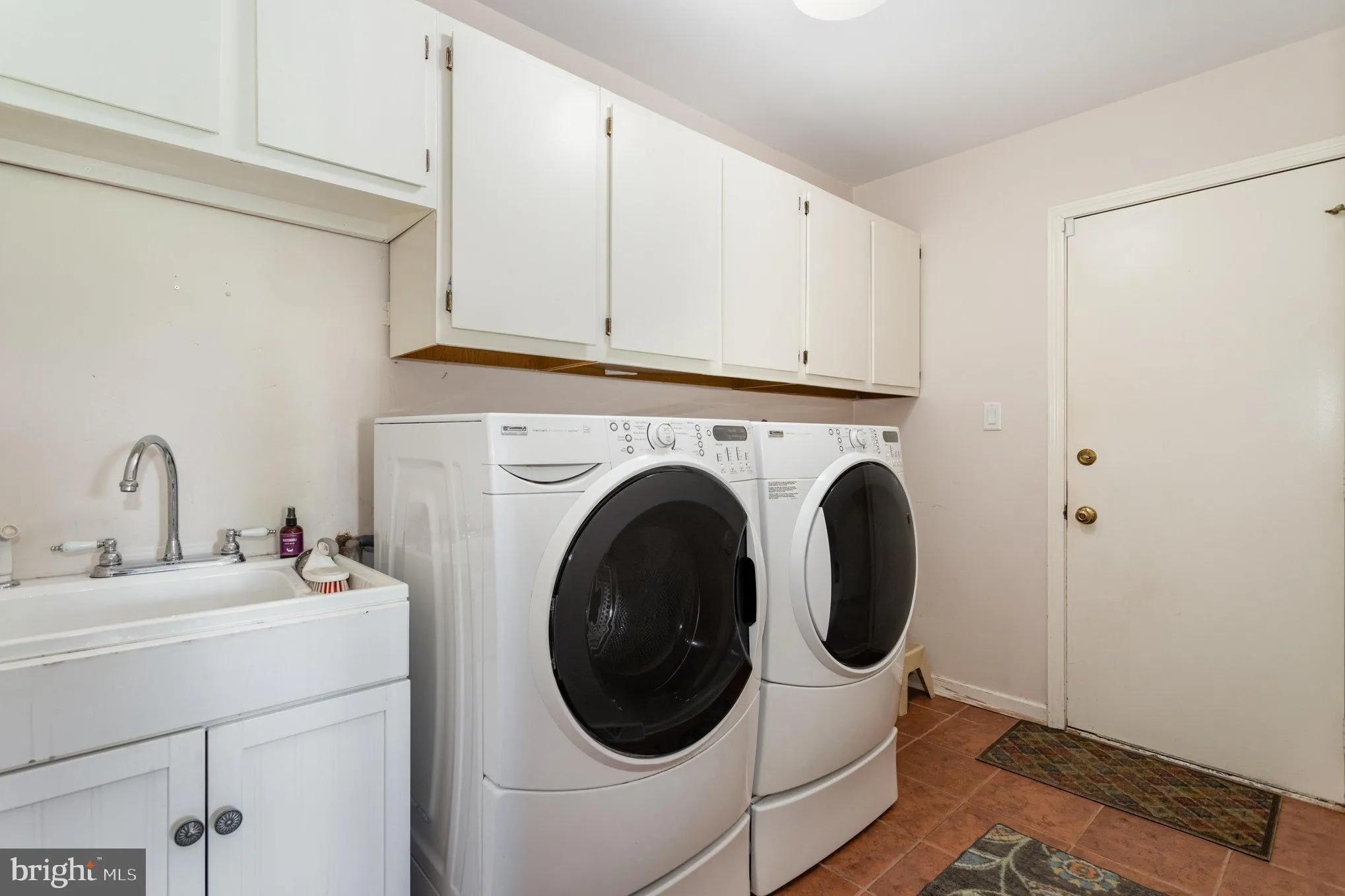 Harrisburg, Pennsylvania 17110, United States, 4 Bedrooms Bedrooms, ,3 BathroomsBathrooms,Residential,Pending,201449