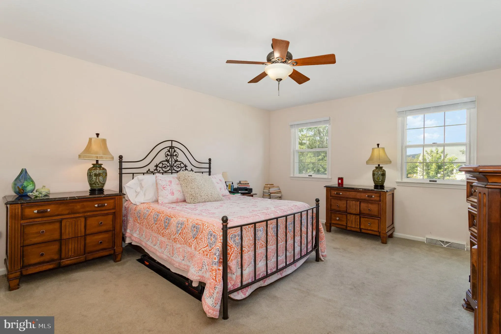 Harrisburg, Pennsylvania 17110, United States, 4 Bedrooms Bedrooms, ,3 BathroomsBathrooms,Residential,Pending,201449