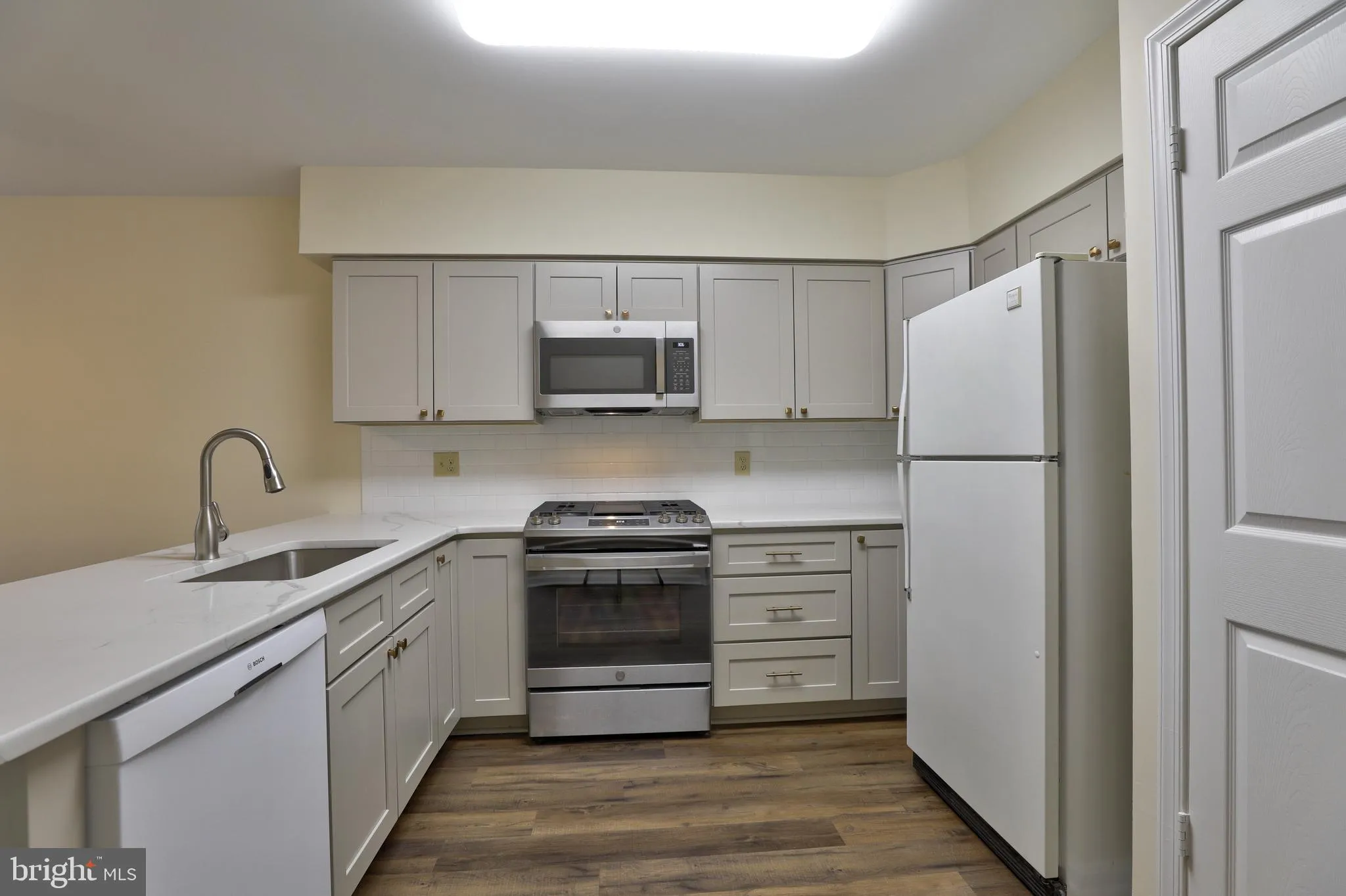 Lutherville Timonium, Maryland 21093, United States, 2 Bedrooms Bedrooms, ,2 BathroomsBathrooms,Residential,Active,129588