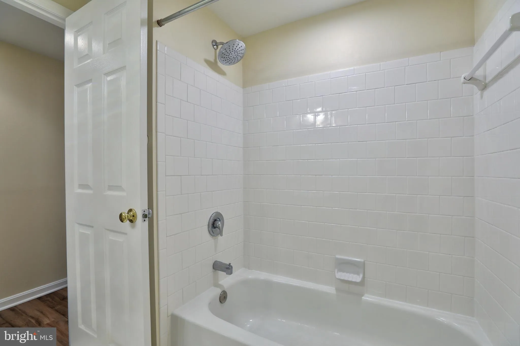 Lutherville Timonium, Maryland 21093, United States, 2 Bedrooms Bedrooms, ,2 BathroomsBathrooms,Residential,Active,129588