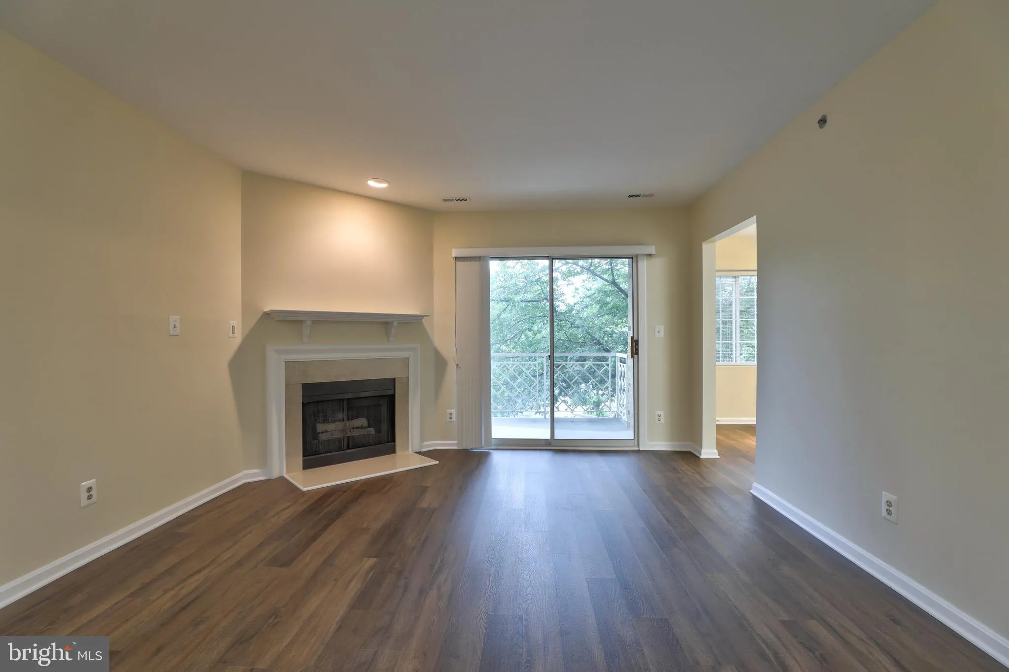 Lutherville Timonium, Maryland 21093, United States, 2 Bedrooms Bedrooms, ,2 BathroomsBathrooms,Residential,Active,129588