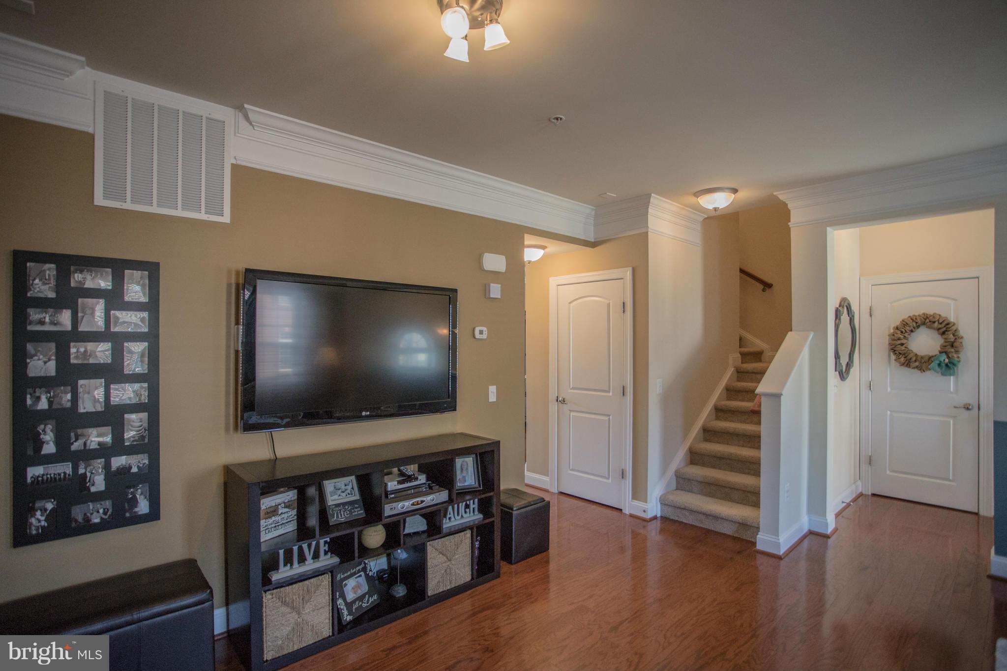 POTOMAC CLUB - Residential