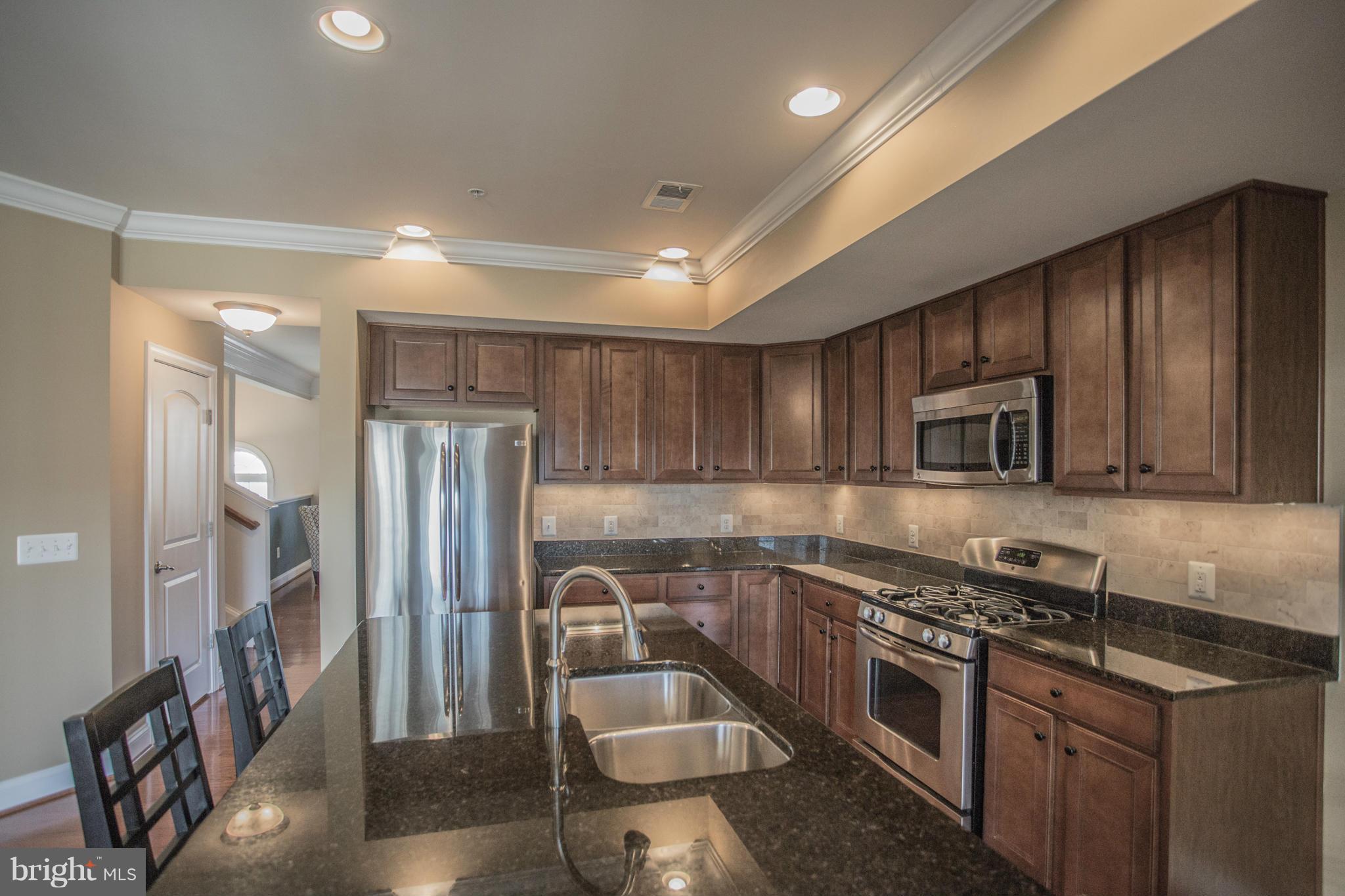 POTOMAC CLUB - Residential