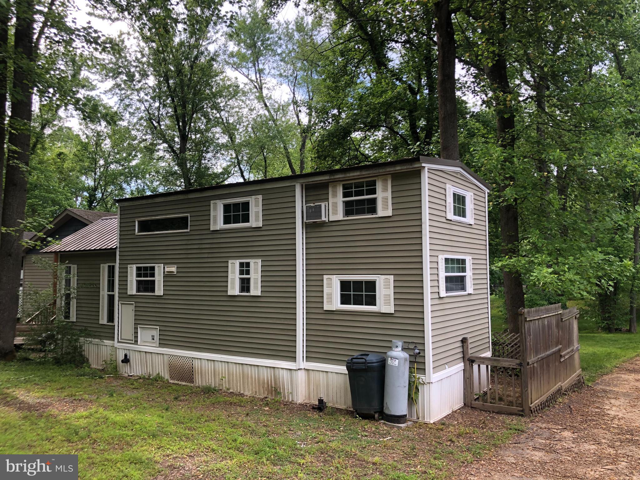 RIVER BEND - Residential