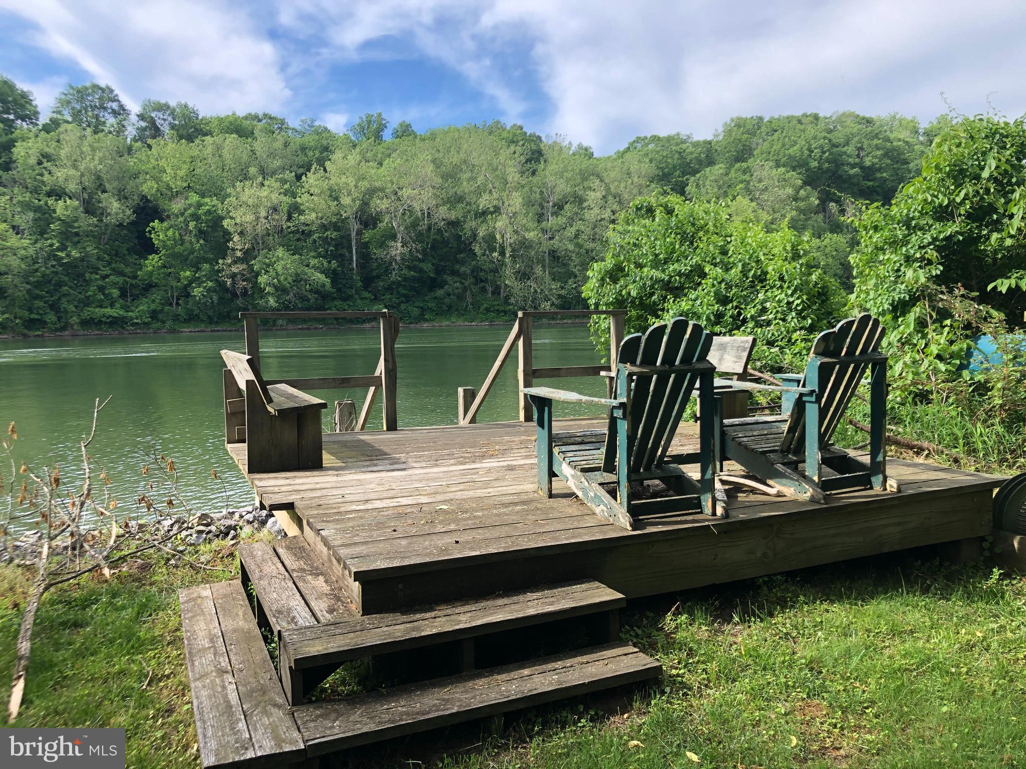 RIVER BEND - Residential