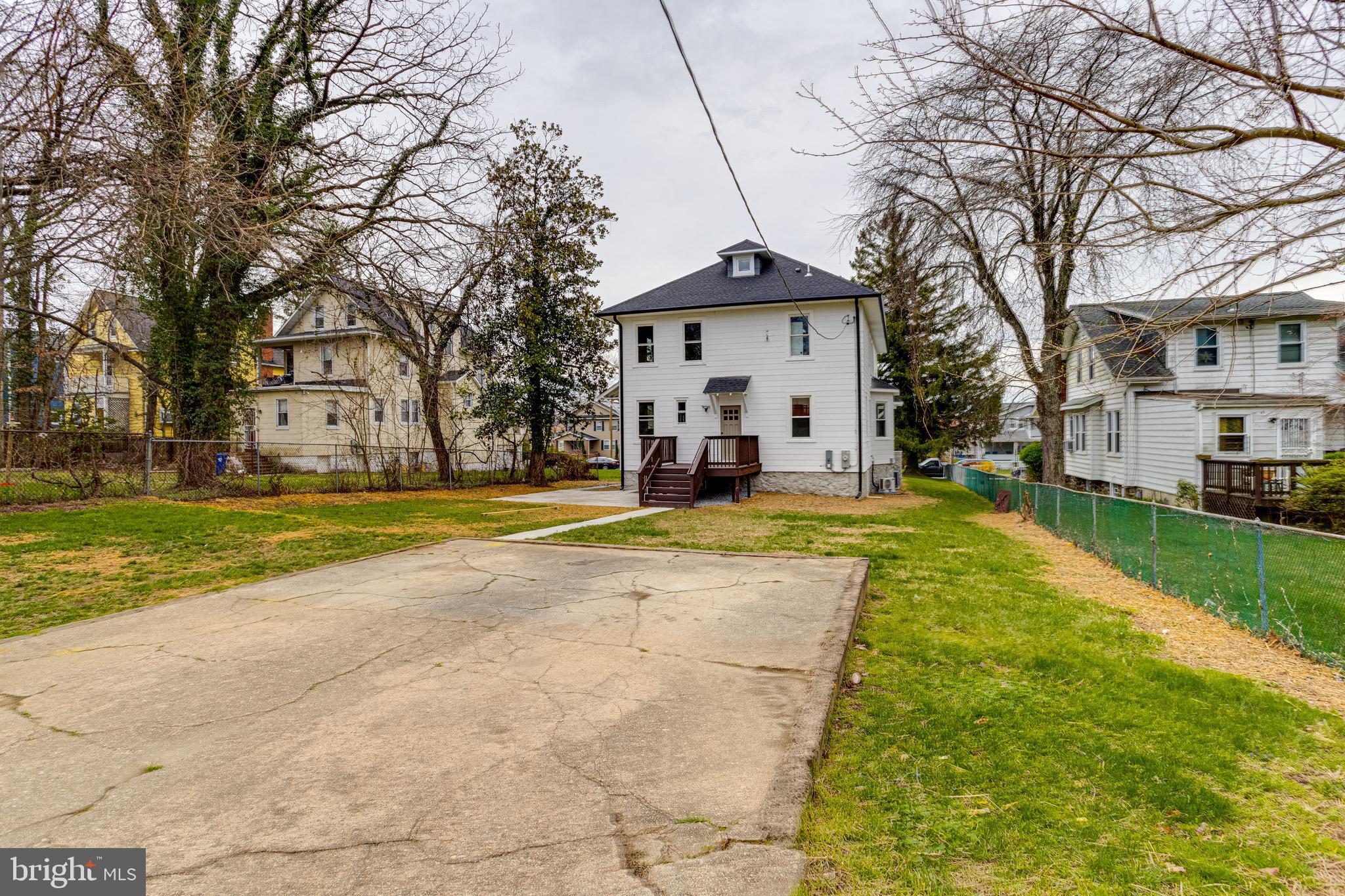 FOREST PARK - Residential