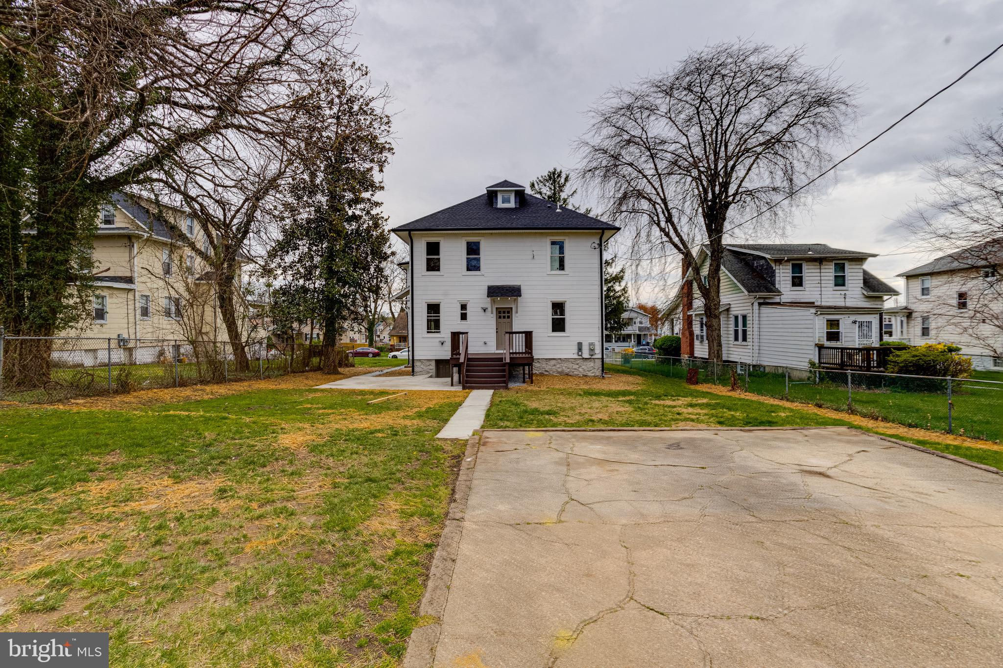 FOREST PARK - Residential