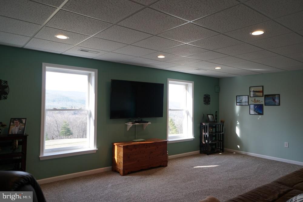 BLACKTHORN MOUNTAIN ESTATES - Residential