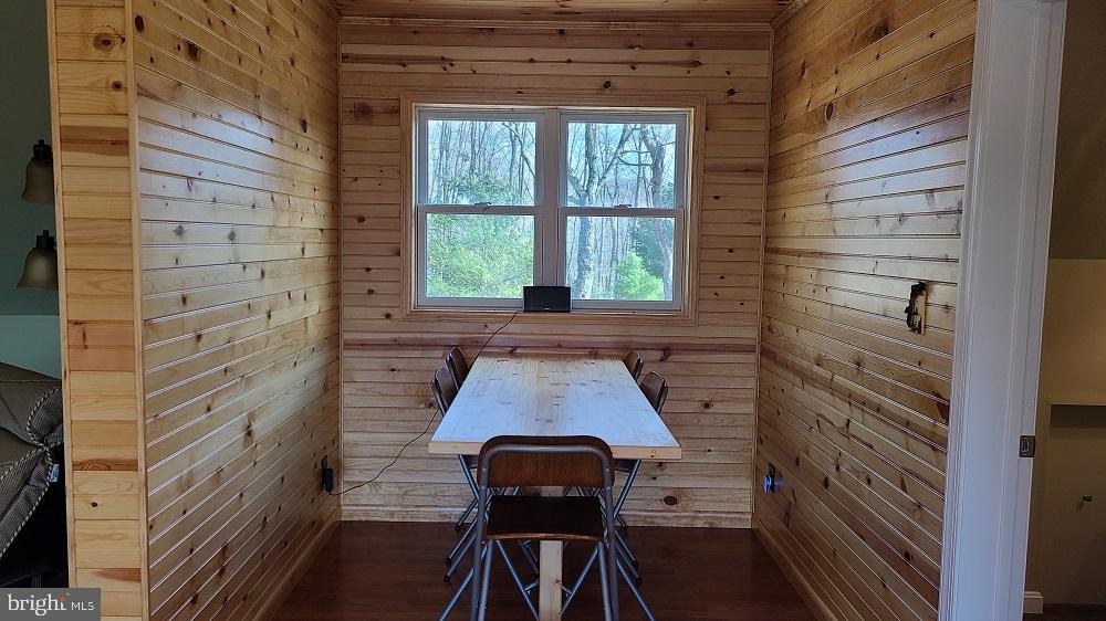 BLACKTHORN MOUNTAIN ESTATES - Residential