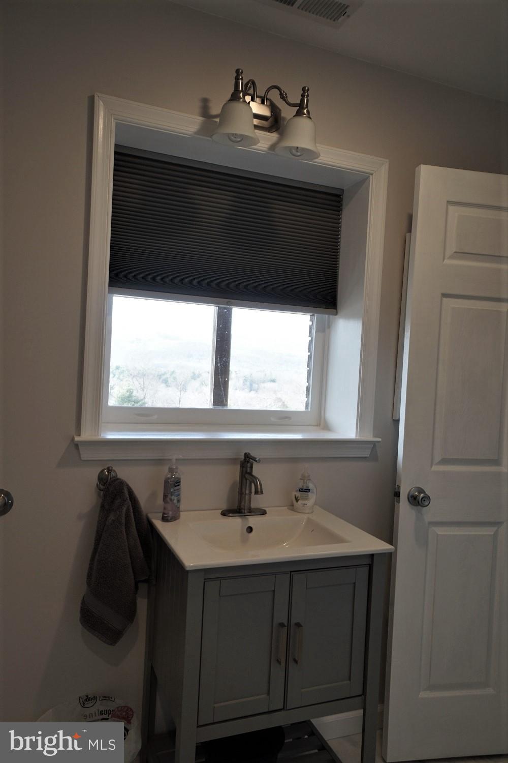 BLACKTHORN MOUNTAIN ESTATES - Residential