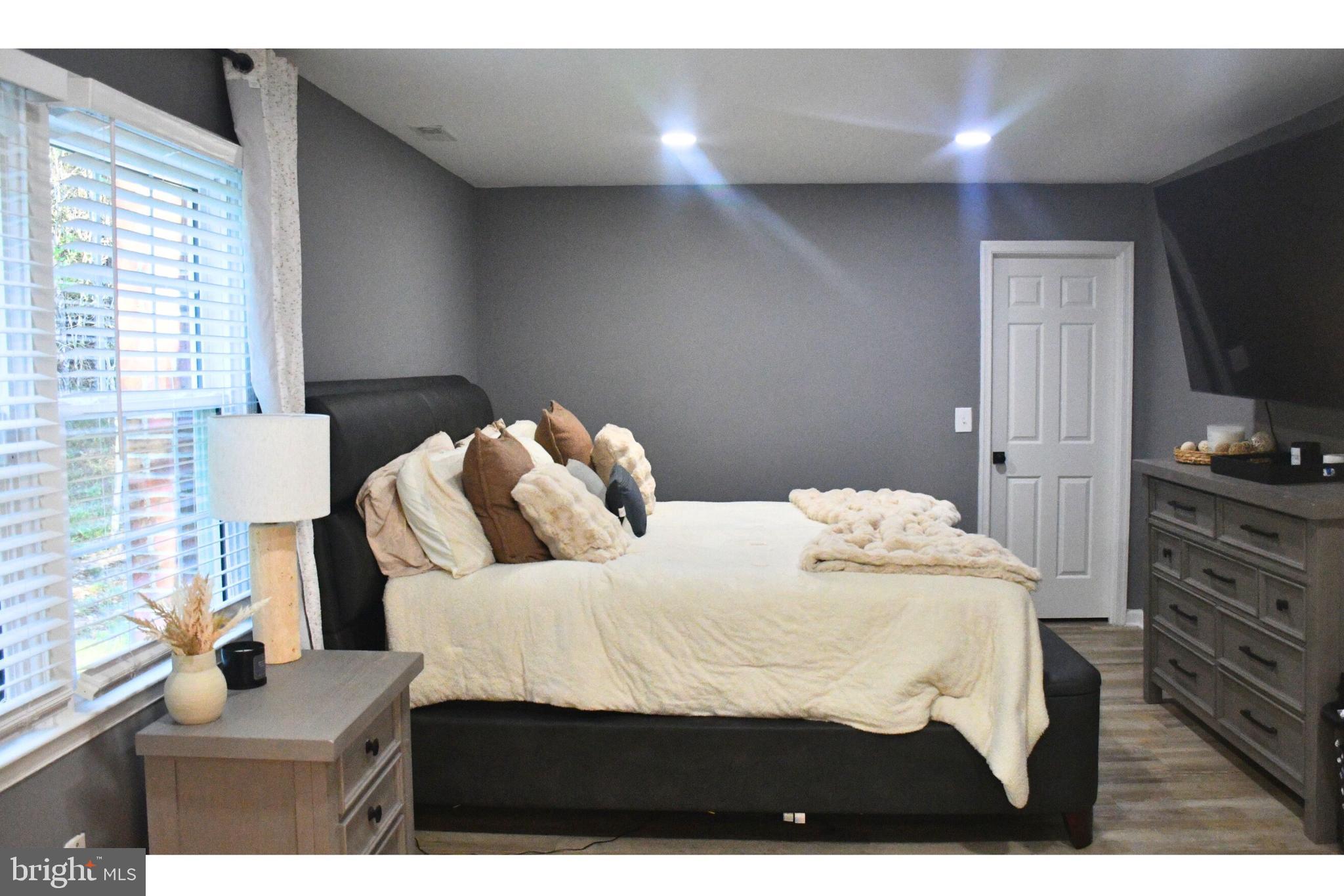 PARKTON - Residential