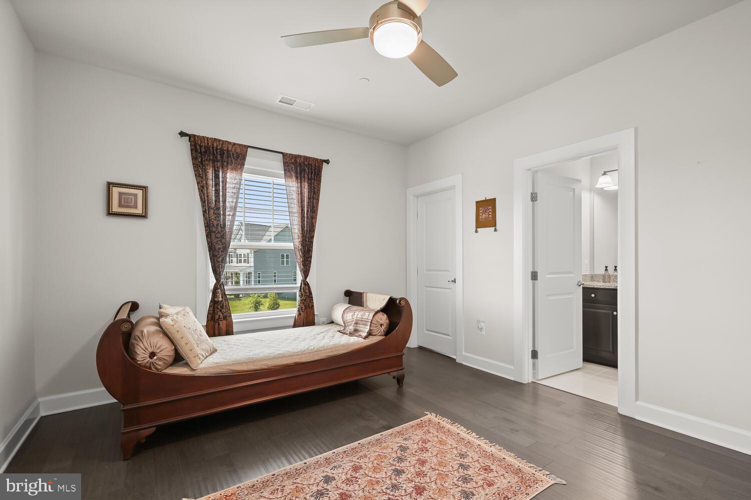 FAIRLANE FARM - Residential