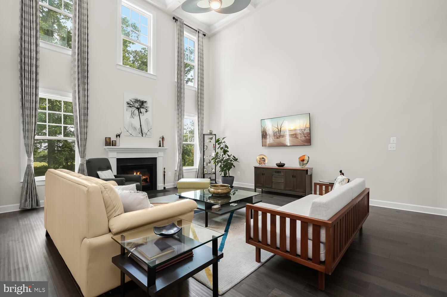 FAIRLANE FARM - Residential