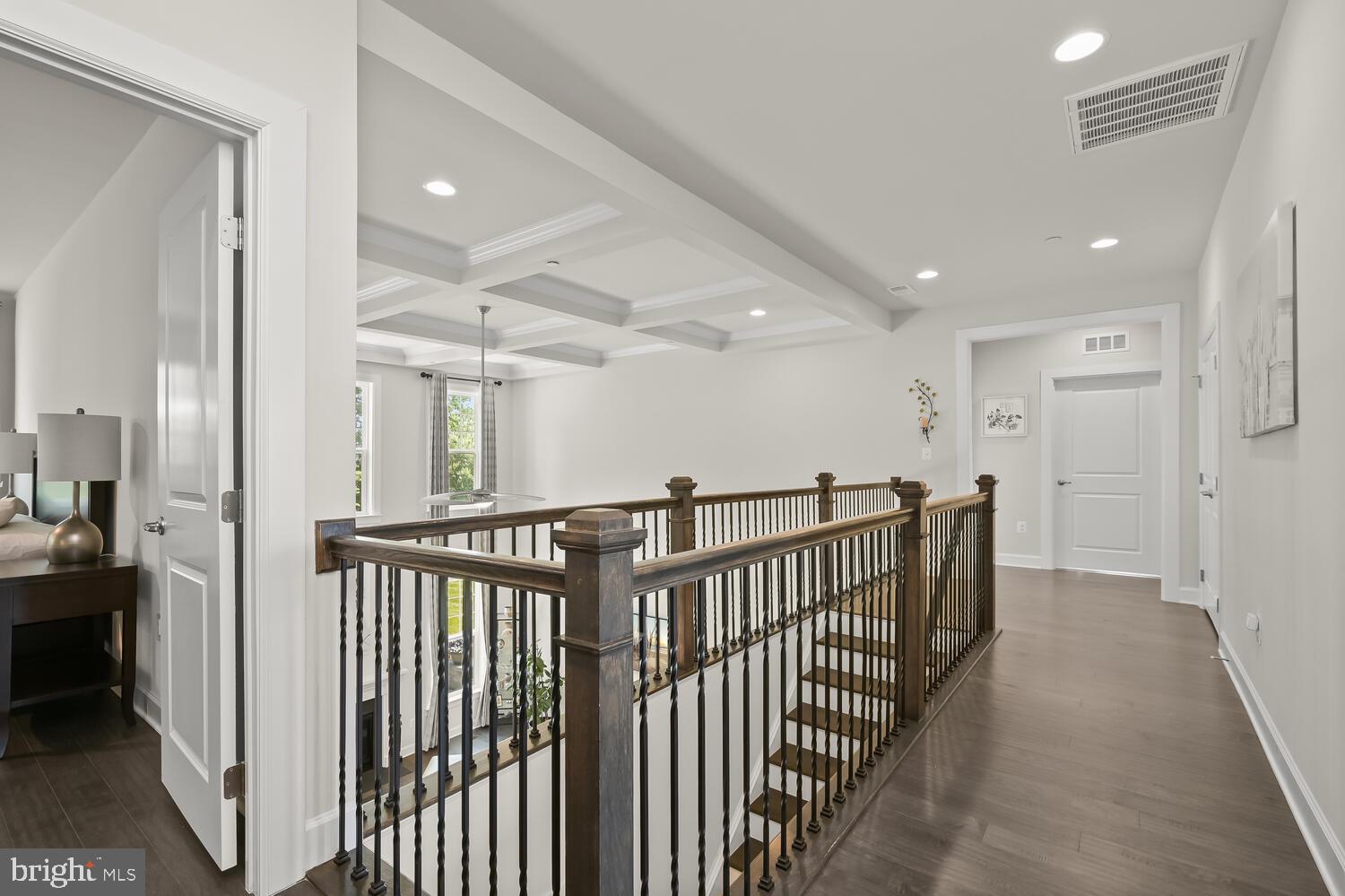 FAIRLANE FARM - Residential