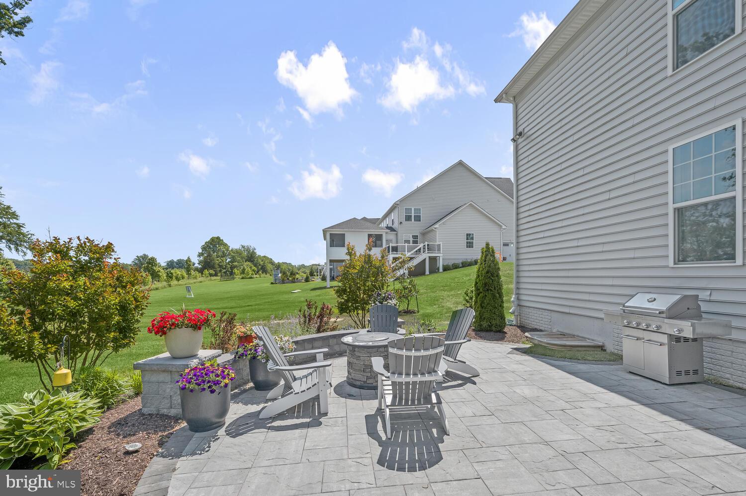 FAIRLANE FARM - Residential