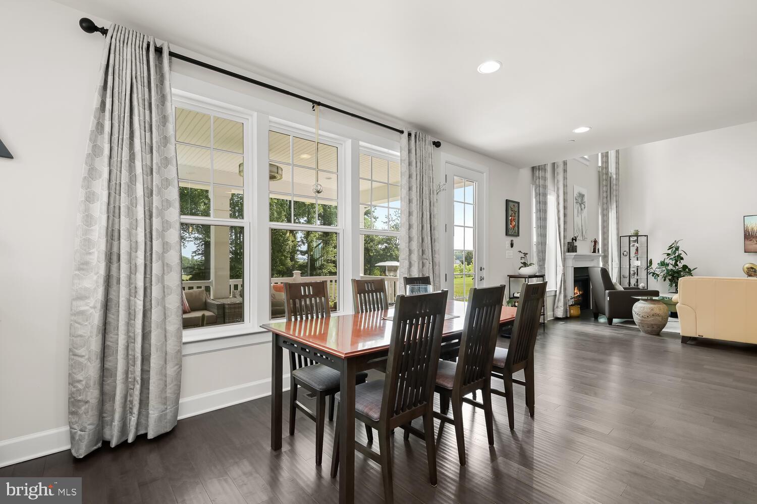 FAIRLANE FARM - Residential