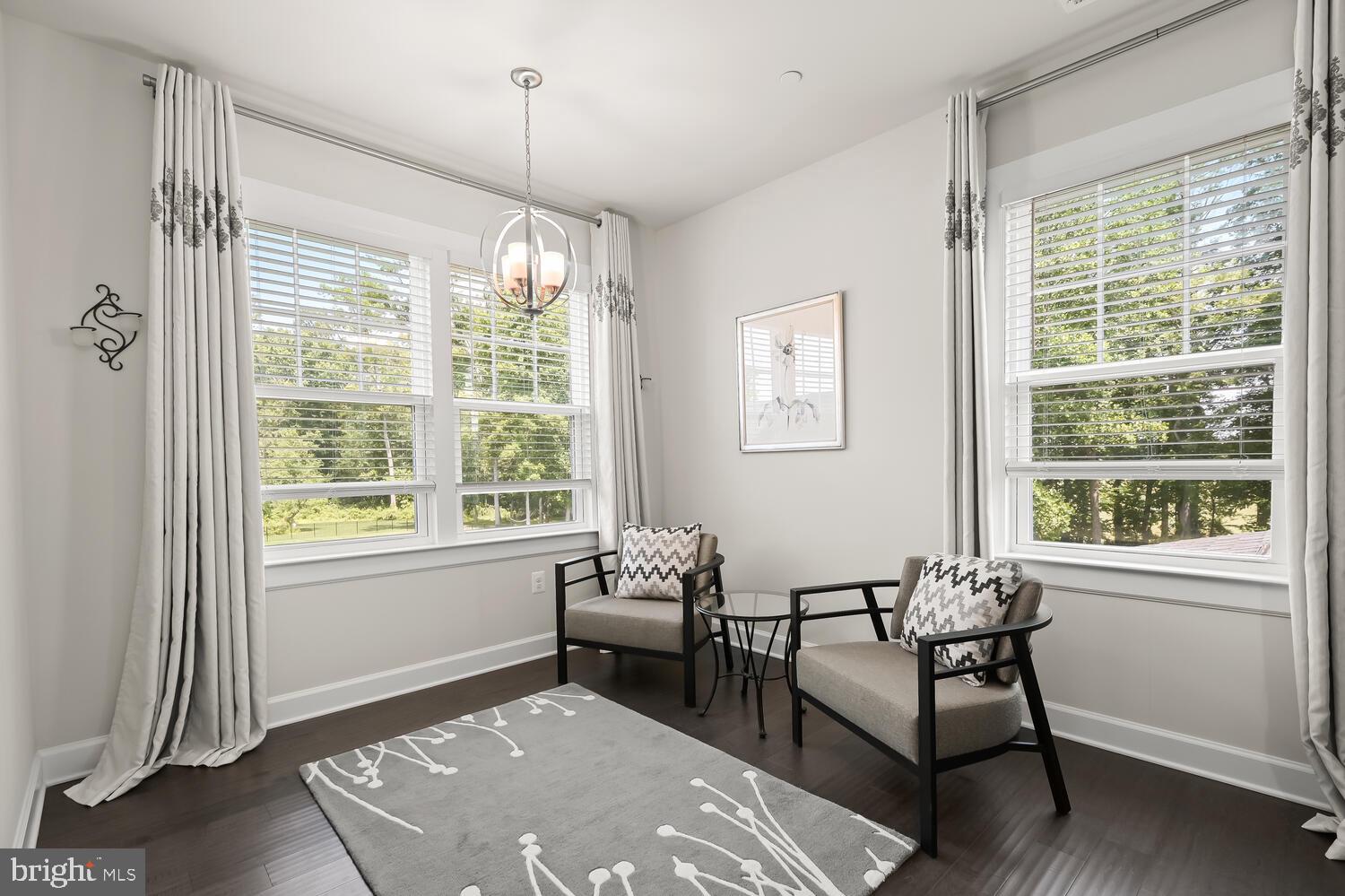 FAIRLANE FARM - Residential