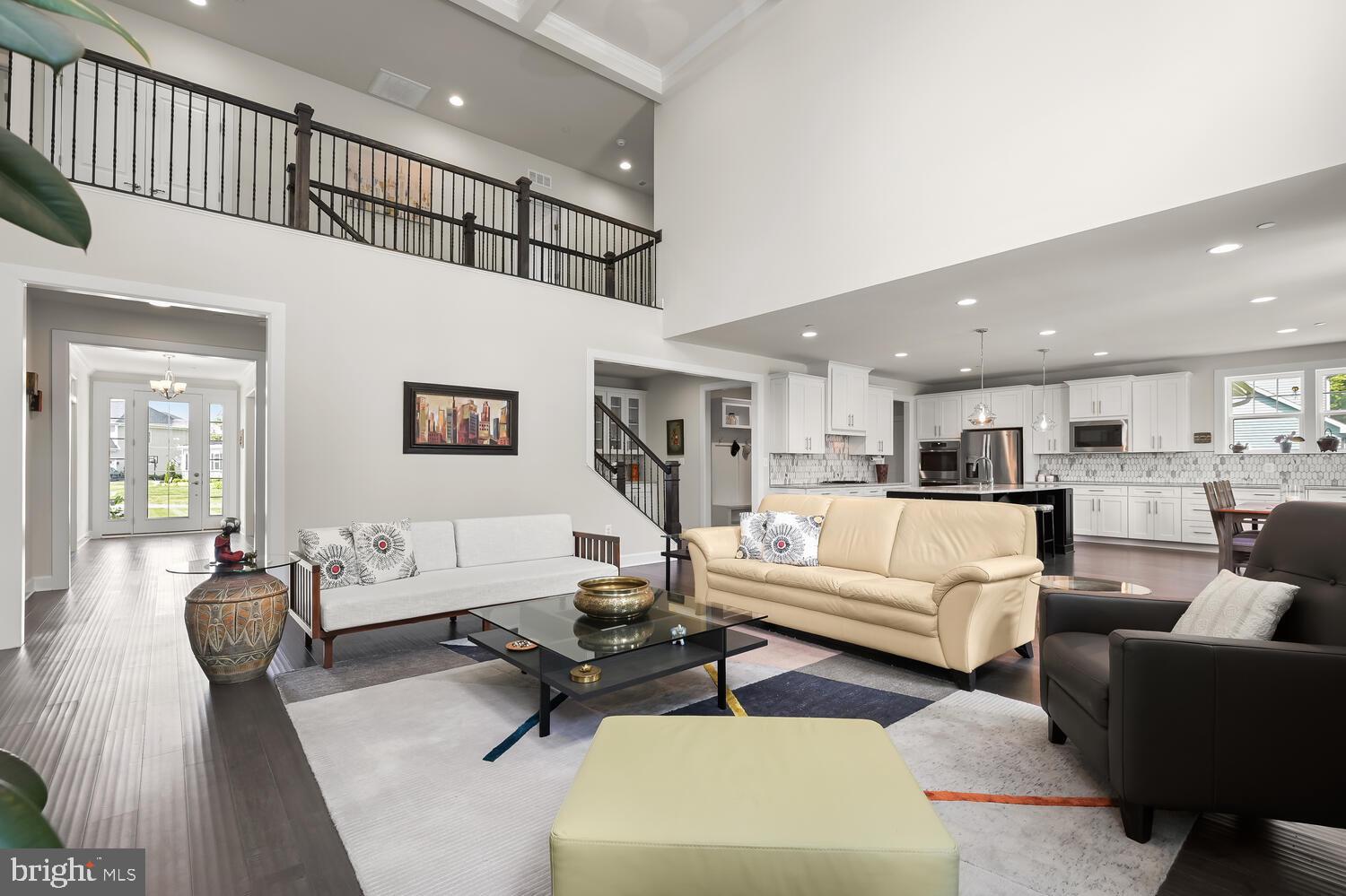 FAIRLANE FARM - Residential