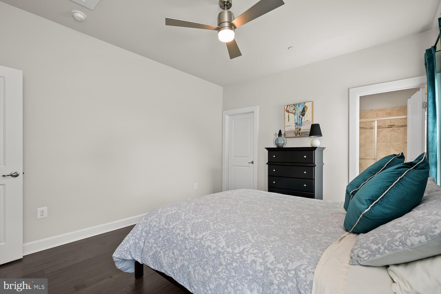 FAIRLANE FARM - Residential