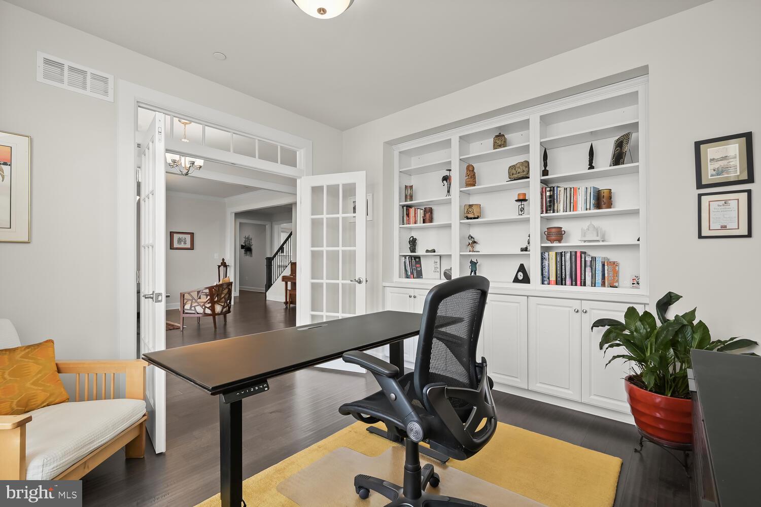 FAIRLANE FARM - Residential