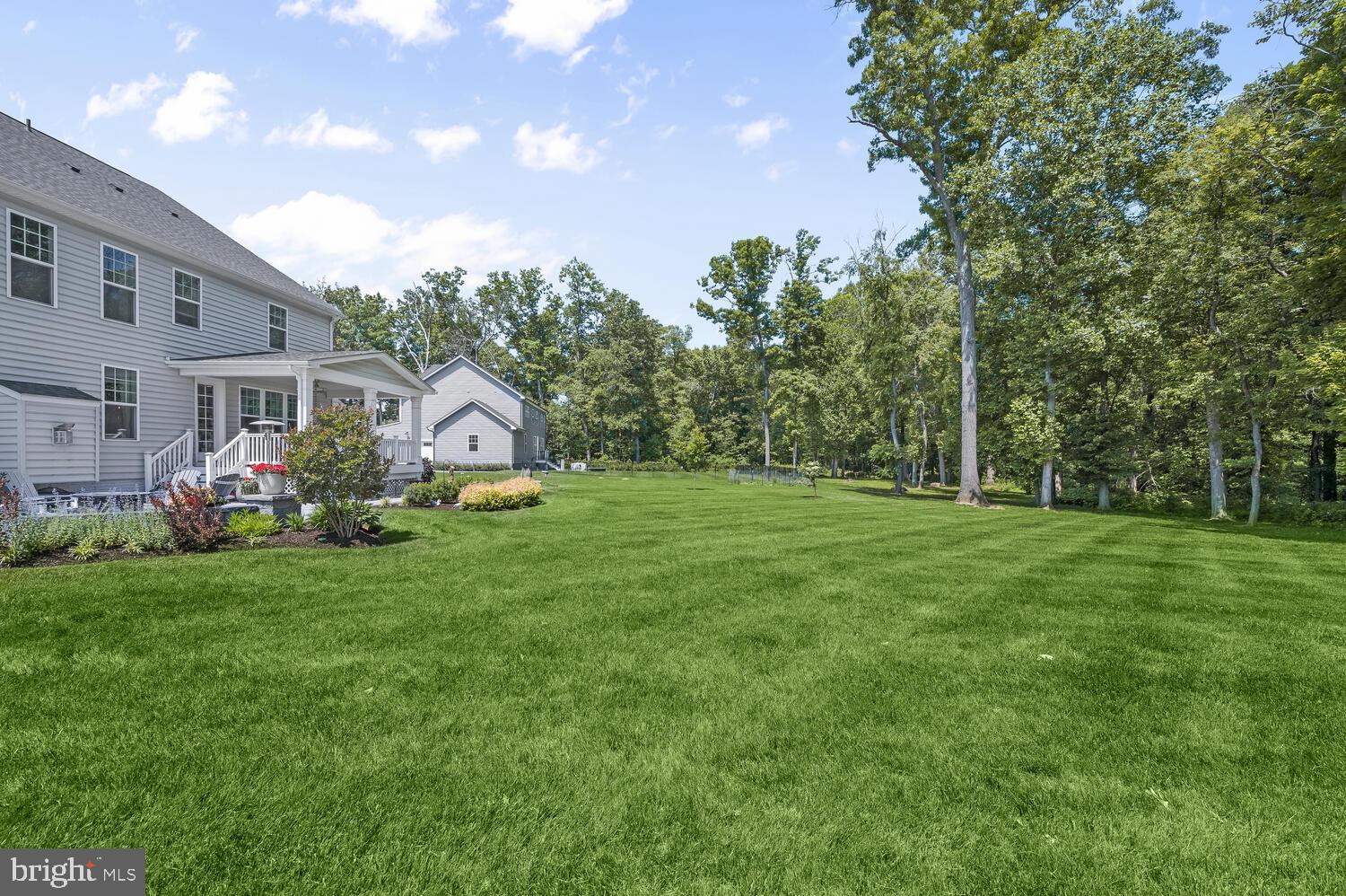 FAIRLANE FARM - Residential