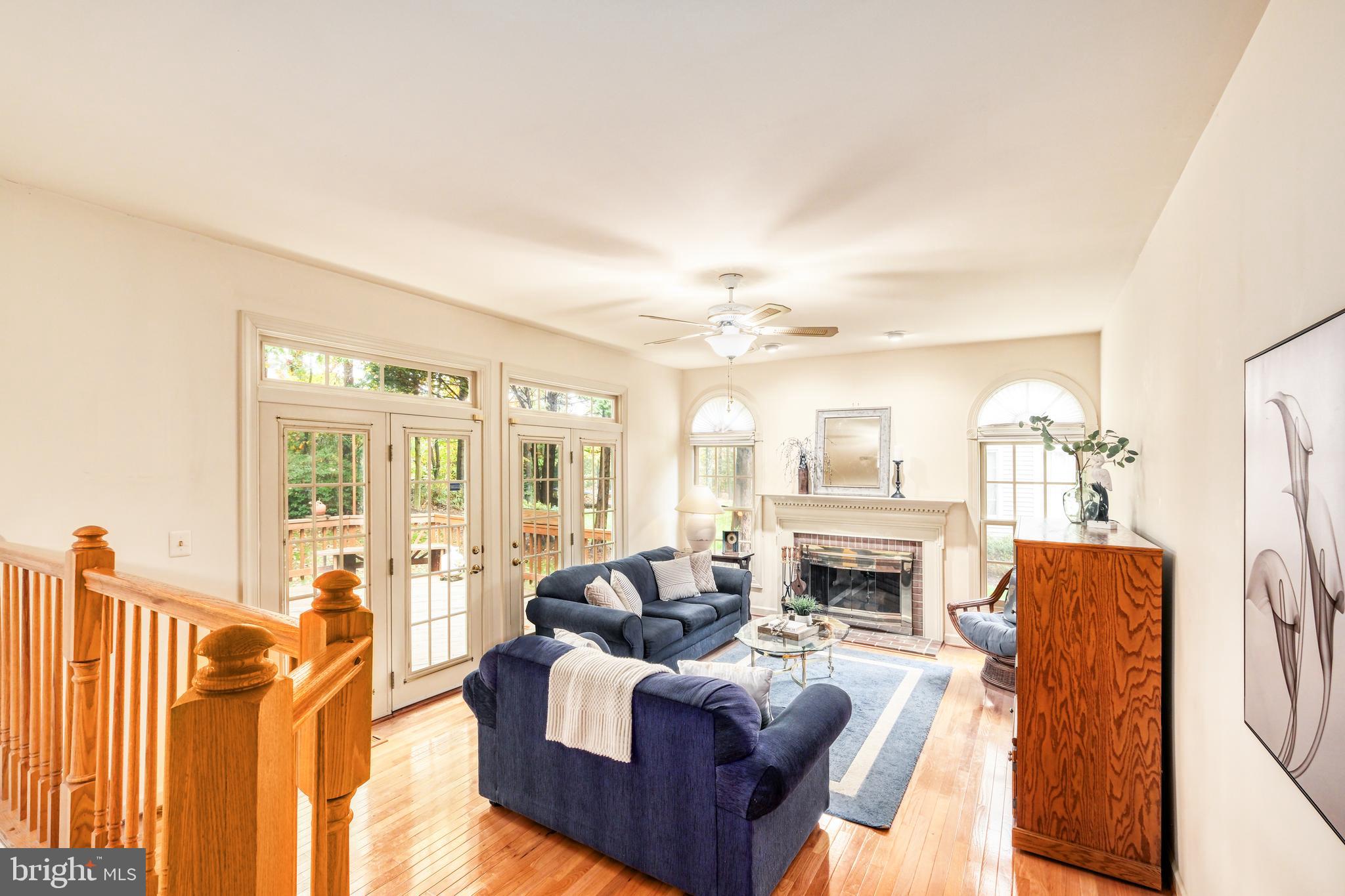 CROSSPOINTE - Residential