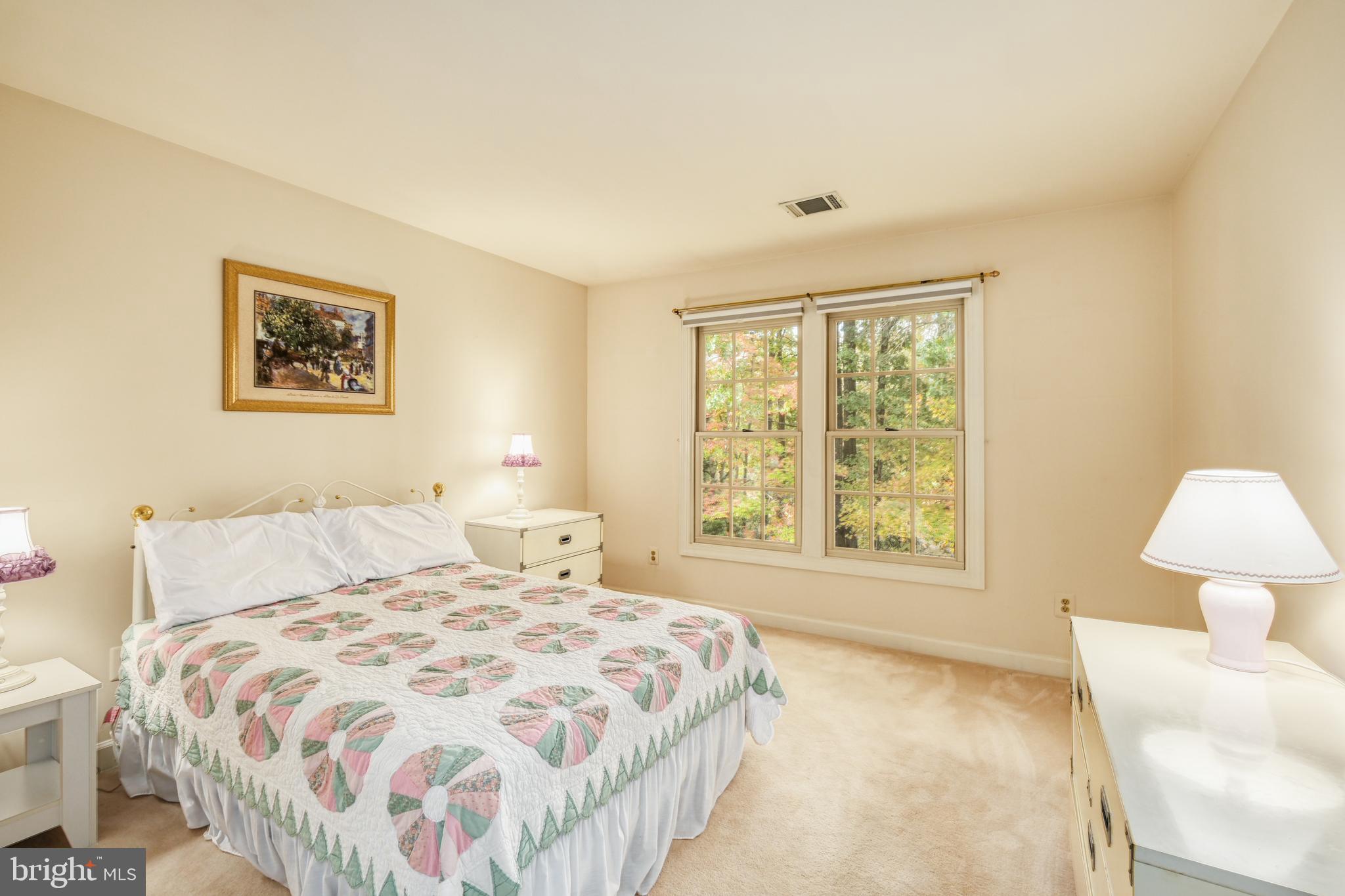 CROSSPOINTE - Residential