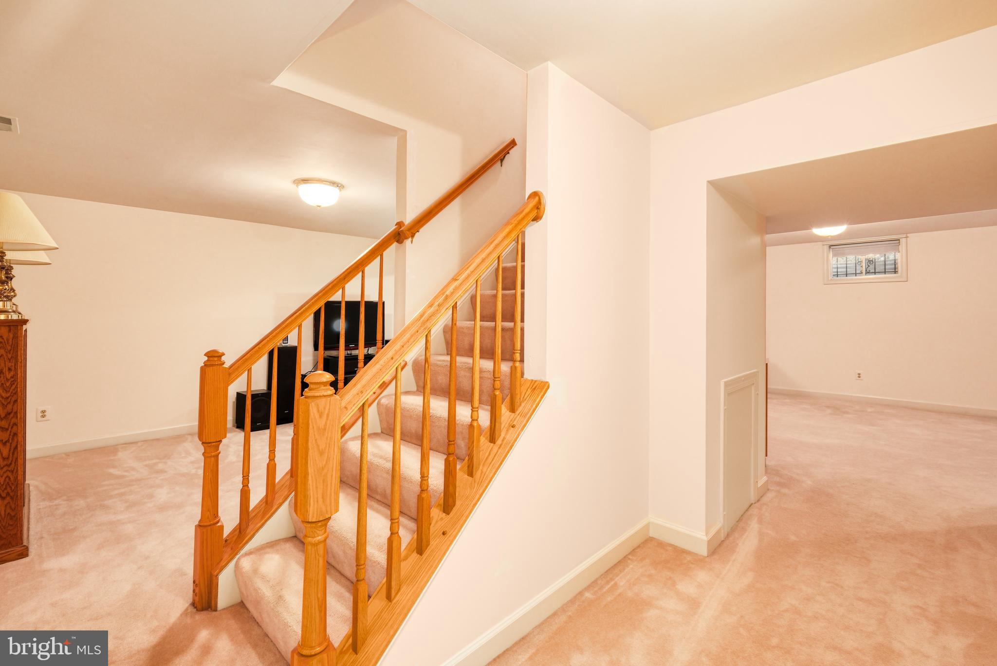 CROSSPOINTE - Residential