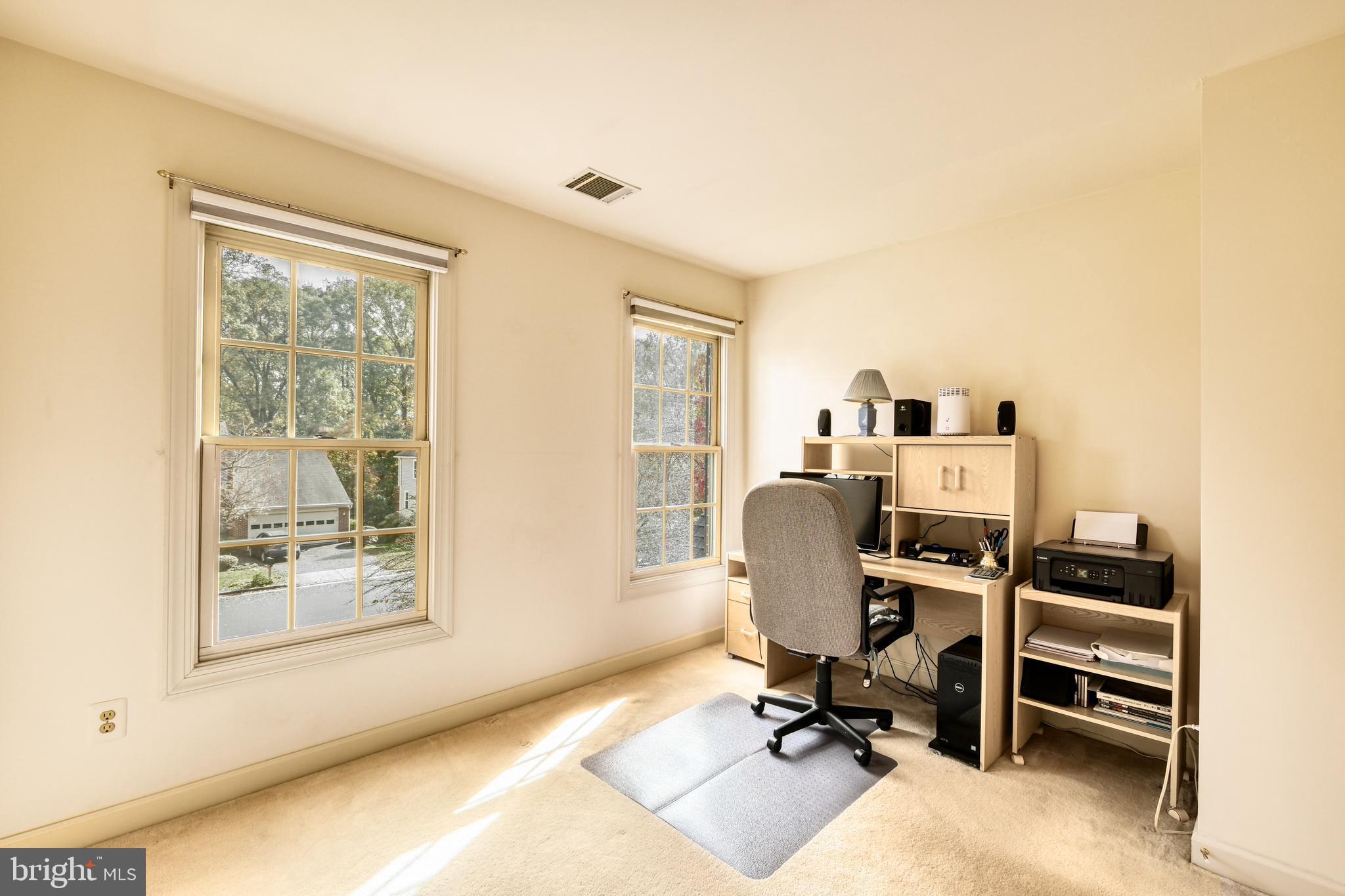 CROSSPOINTE - Residential